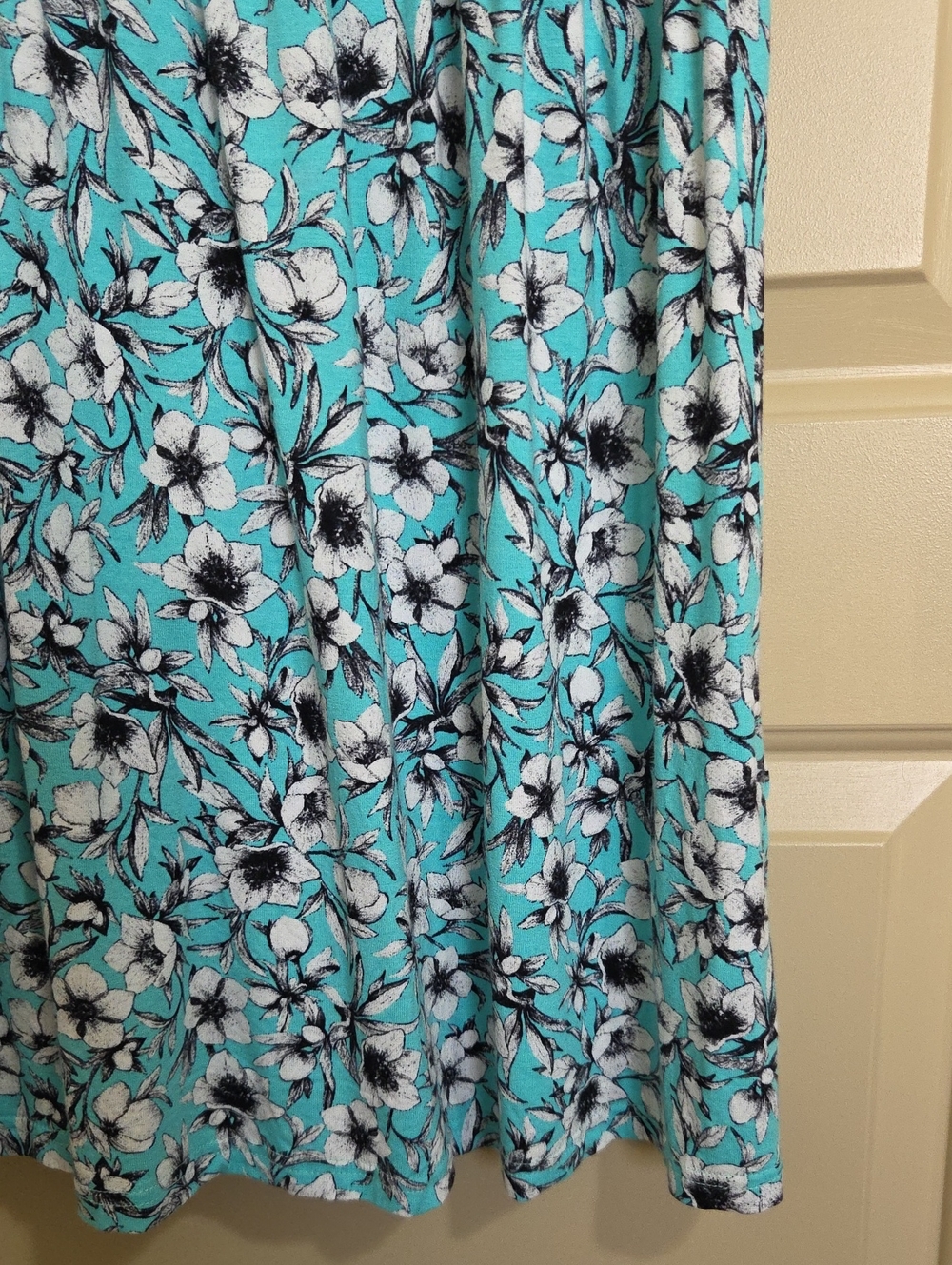 Skies Are Blue Floral Halter Casual Dress in Aqua - Picture 5 of 9
